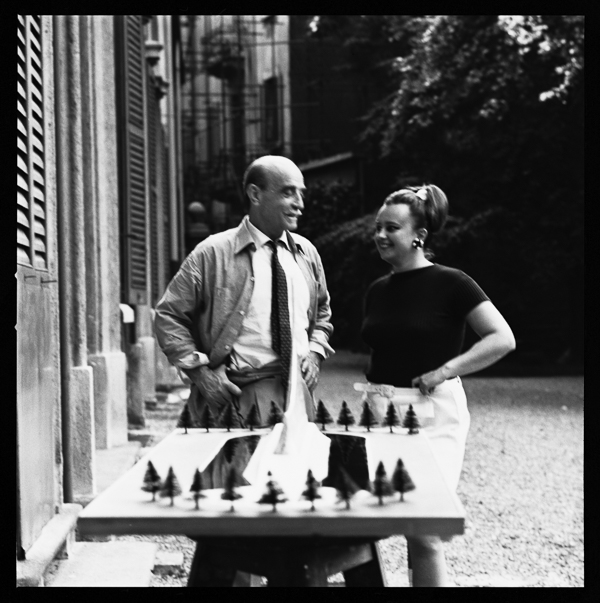 Nanda Vigo and Lucio Fontana, 1969, Photo by Lotar Wolleh