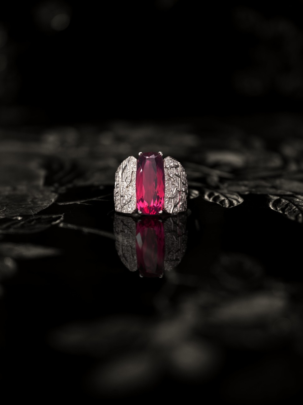 Coromandel Collection_CHANEL Fine Jewelry_Evocation_Florale_spinel