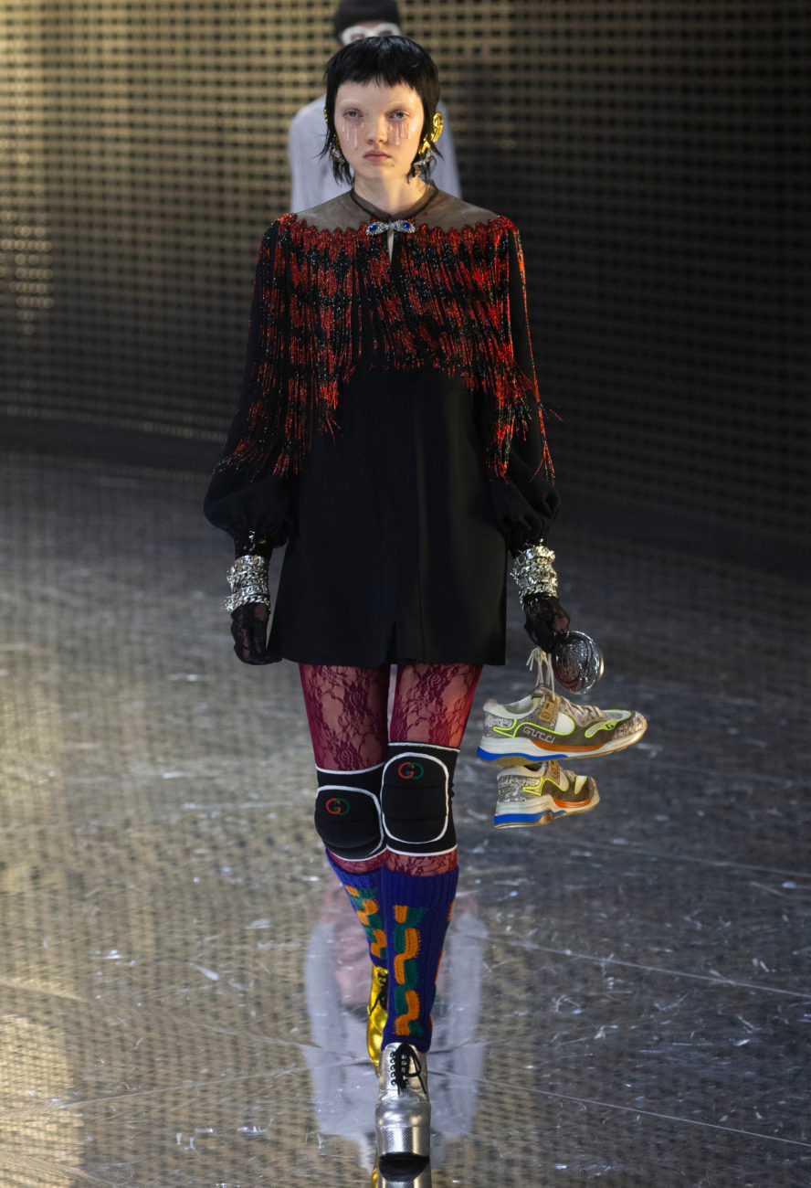 Gucci, Fall Winter 19-20 show, Milan Fashion Week, looks, Alessandro Michele, mask, visible and invisible