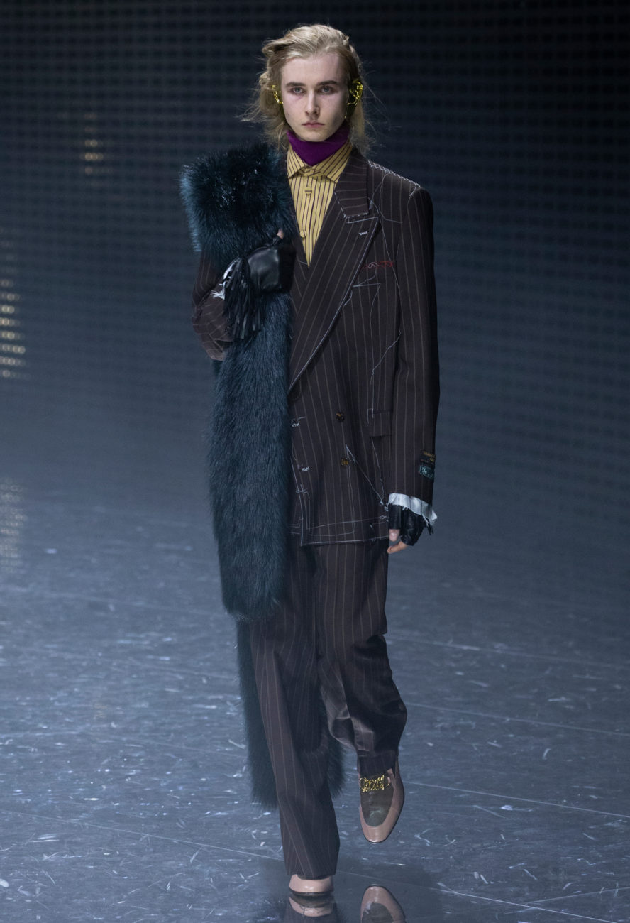 Gucci, Fall Winter 19-20 show, Milan Fashion Week, looks, Alessandro Michele, mask, visible and invisible