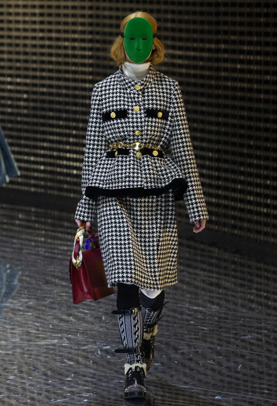 Gucci, Fall Winter 19-20 show, Milan Fashion Week, looks, Alessandro Michele, mask, visible and invisible