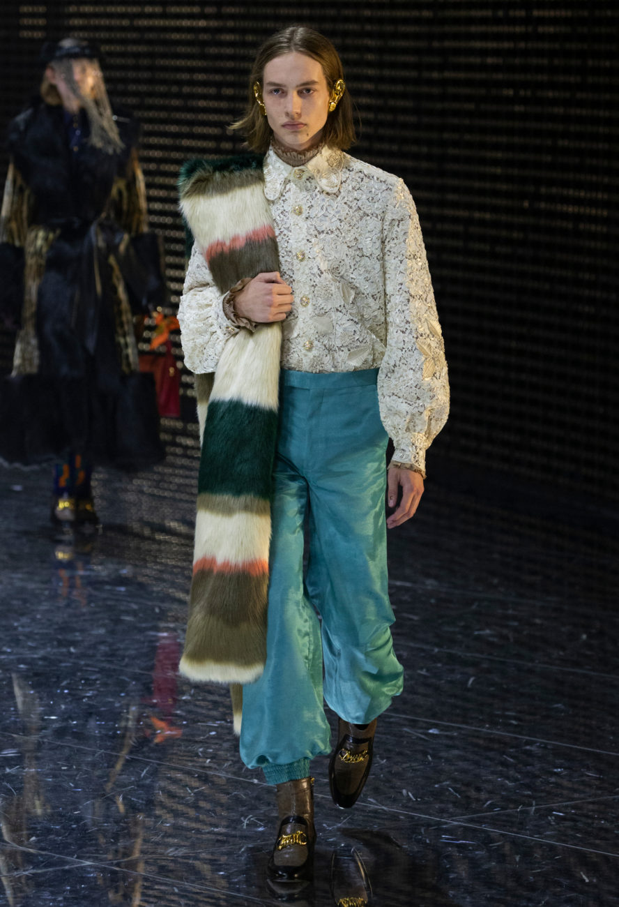 Gucci, Fall Winter 19-20 show, Milan Fashion Week, looks, Alessandro Michele, mask, visible and invisible