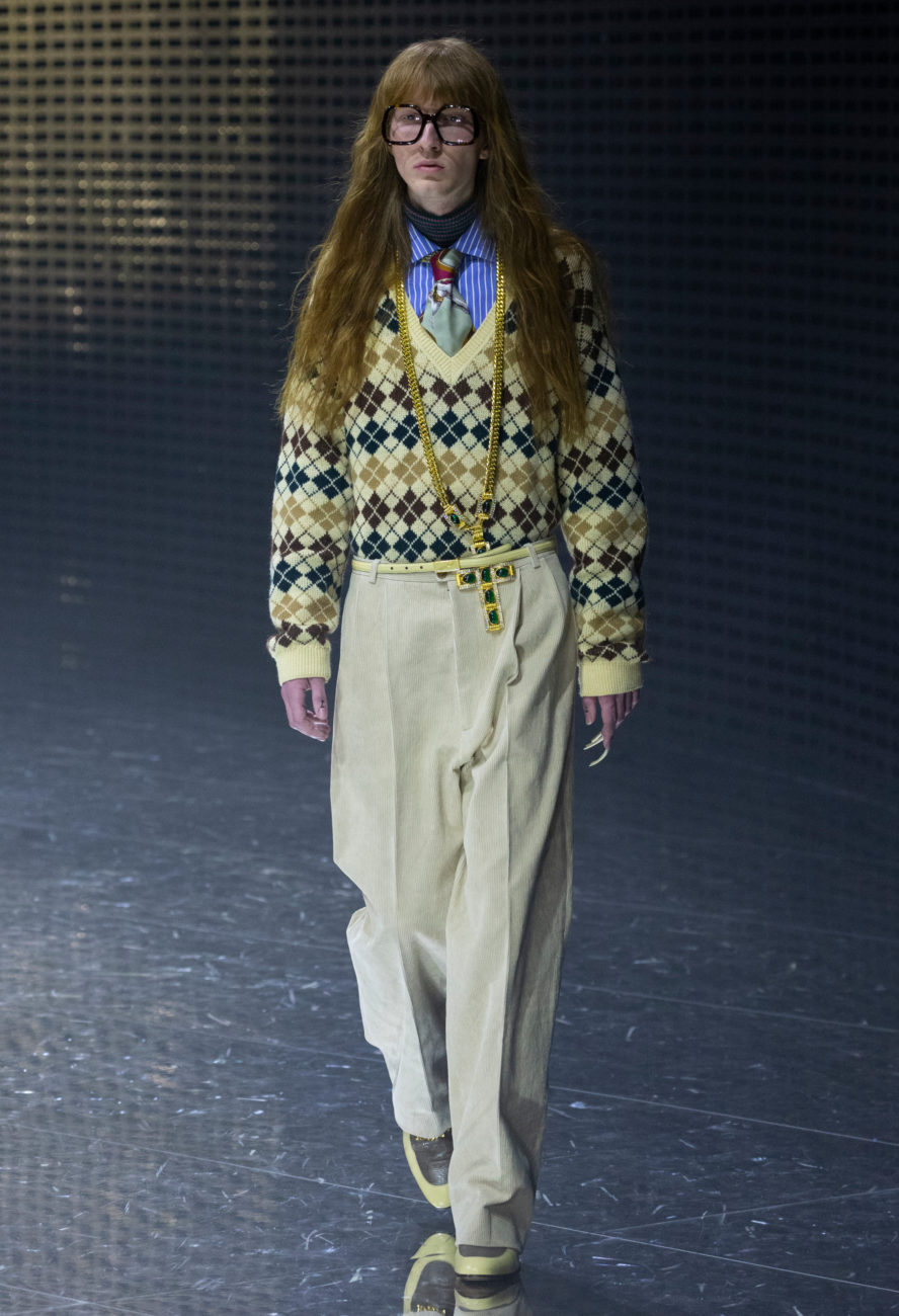 Gucci, Fall Winter 19-20 show, Milan Fashion Week, looks, Alessandro Michele, mask, visible and invisible