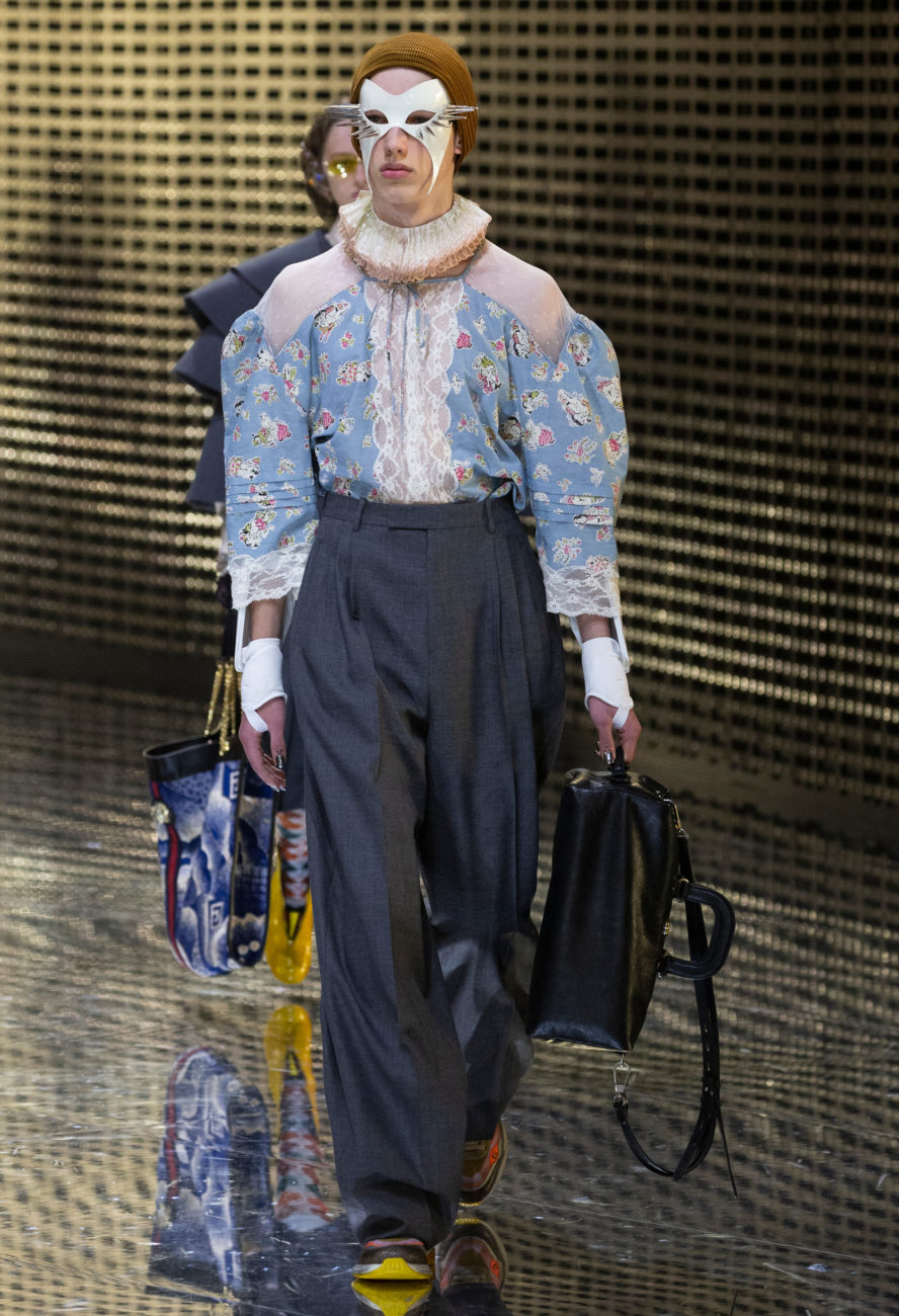 Gucci, Fall Winter 19-20 show, Milan Fashion Week, looks, Alessandro Michele, mask, visible and invisible