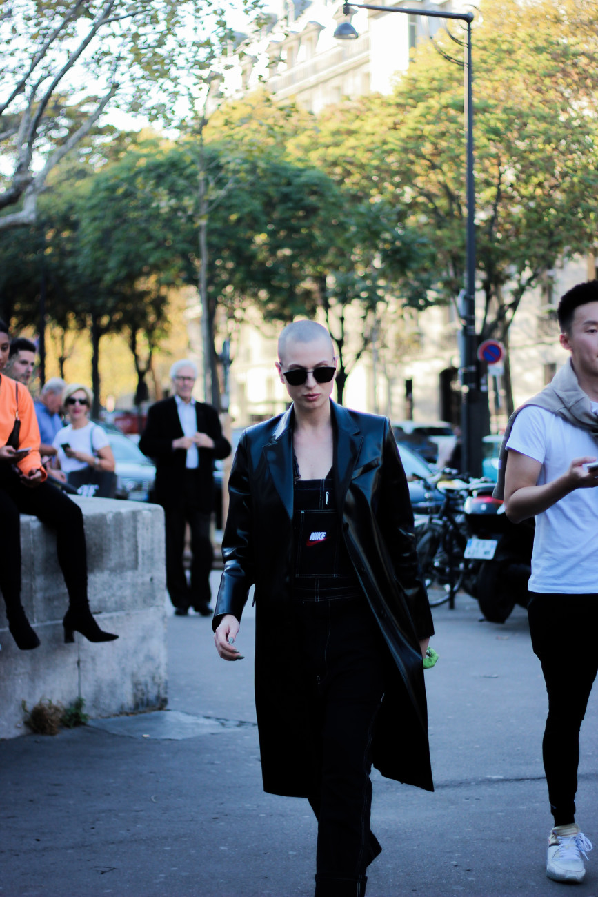 Paris Fashion Week_outside shows_streets_style_photography by Brando Prizzon9