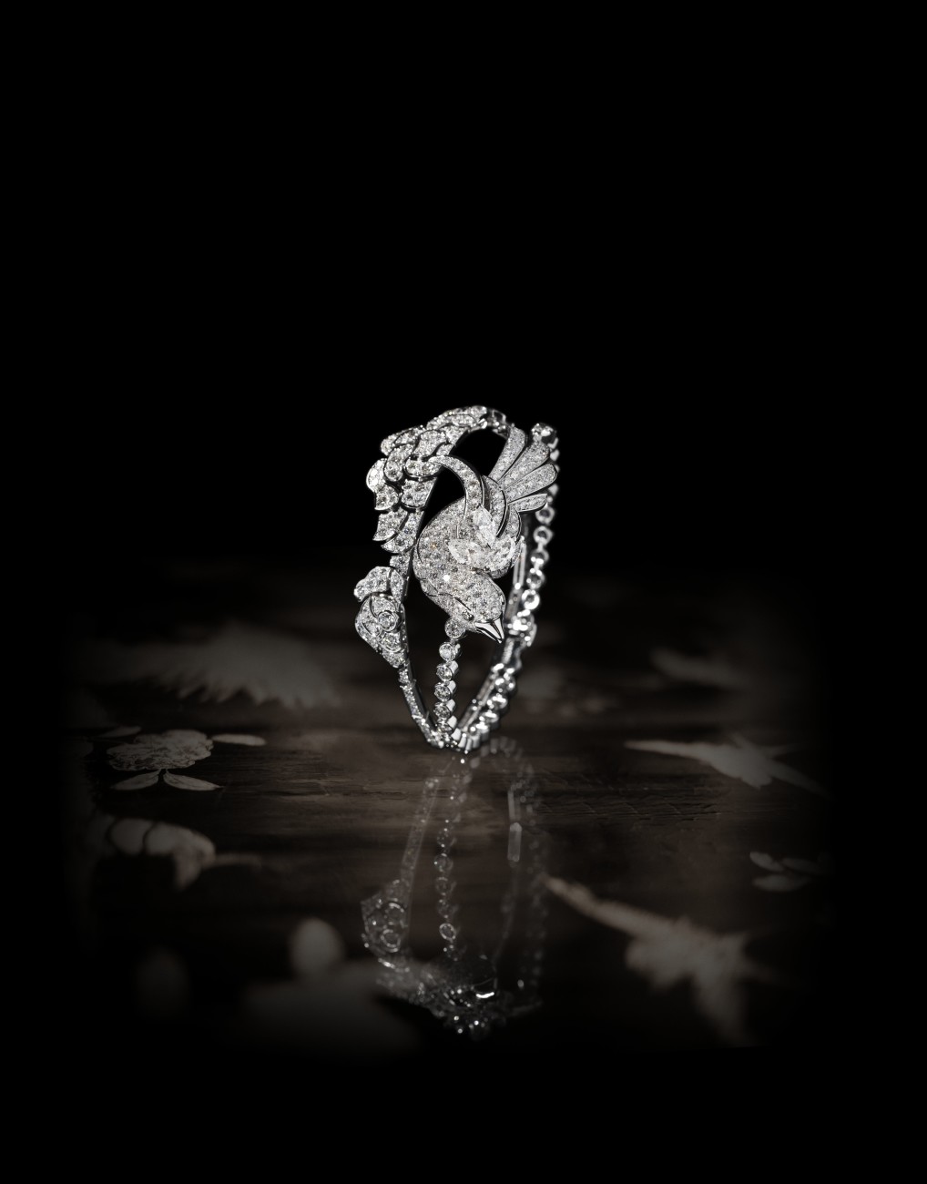 Coromandel Collection_CHANEL Fine Jewelry_Vol Suspendu