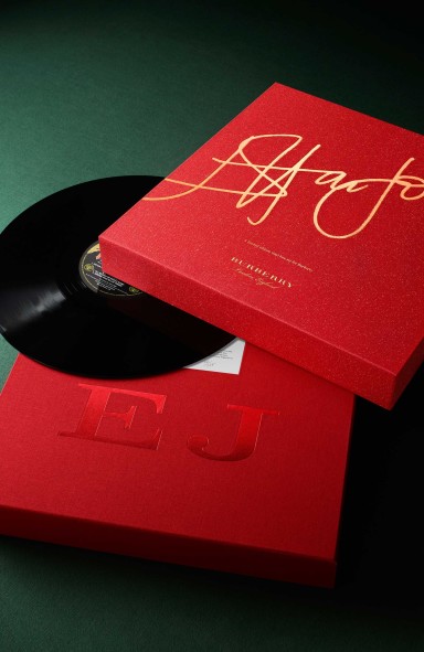 Burberry, Elton John, limited-edition box set