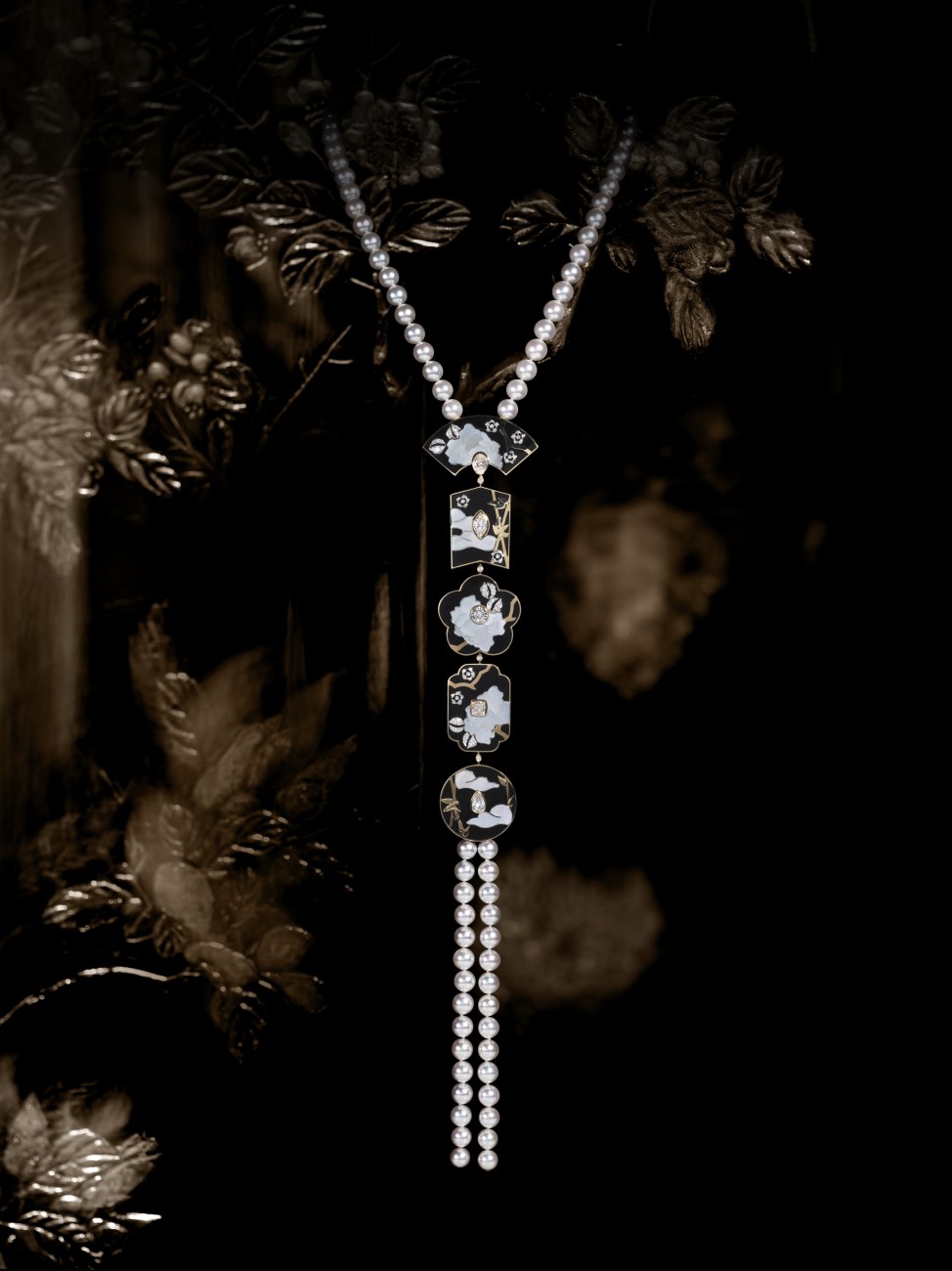 Coromandel Collection_CHANEL Fine Jewelry_Fleur_de_Laque