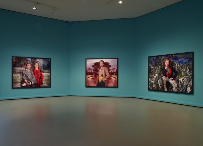 Society Portraits_Cindy Sherman une retrospectiv e (1975-2020), section Pink robes & color studies (1982), Fondation Louis Vuitton, Paris