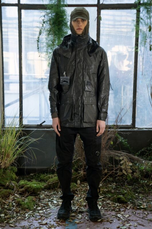 Urban Protection_C.P. Company_Metropolis Jacket_new version_FW020_functionality_sportswear fashion_face mask