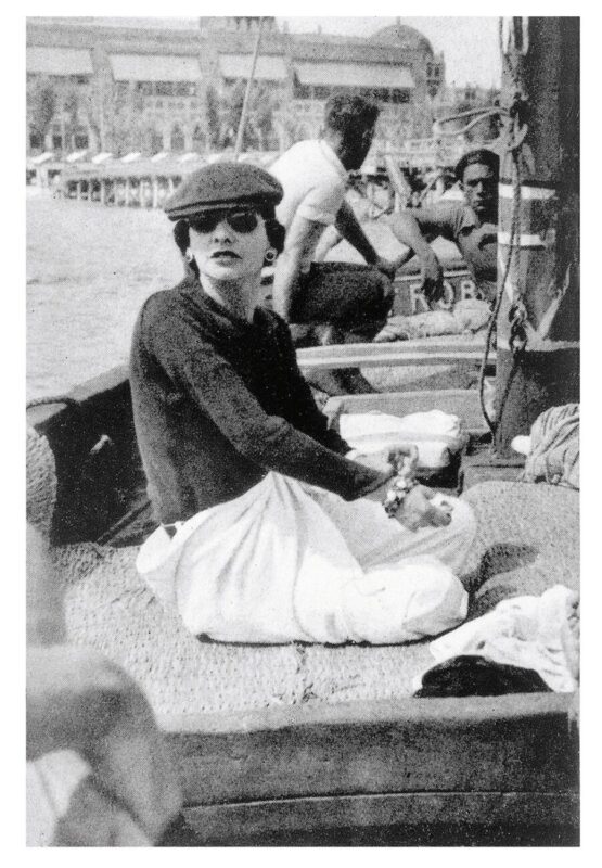 Chanel Eyewear Goes Viral_Gabrielle Chanel on Roussy Sert's yatch in front of the Lido of Venice