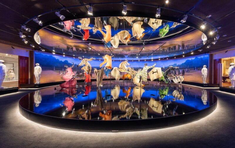 Panorama of Vanderlyn Installation: Tom Ford Image © The Metropolitan Museum of Art. Anna-Marie Kellen