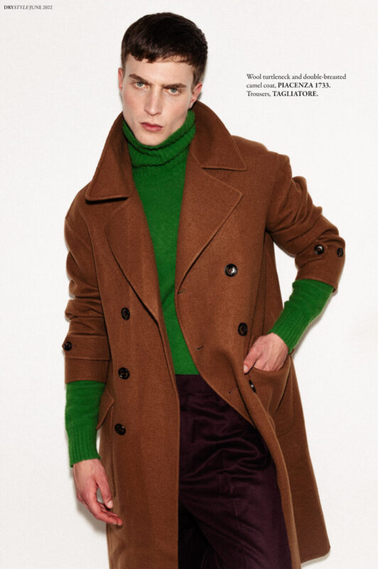 Wool turtleneck and double-breasted camel coat, PIACENZA 1733. Trousers, TAGLIATORE.